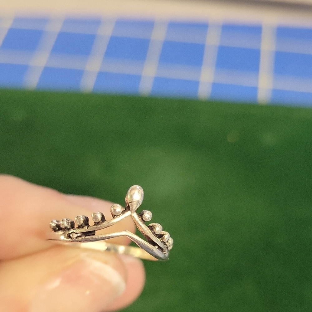 Crown Tiara Crown Like Silver Tone Ring Size 6